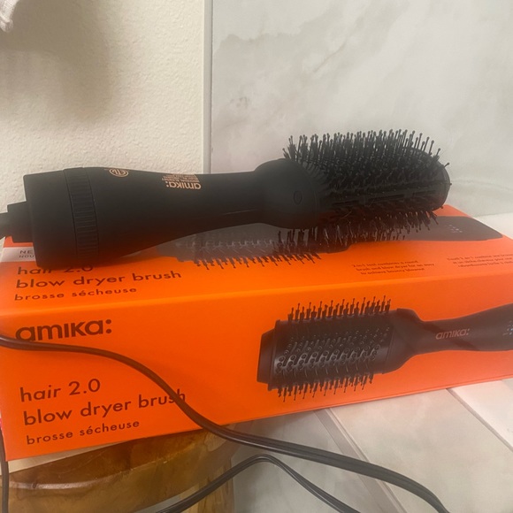 Brand New Anika Hair Dry brush. - Picture 3 of 3